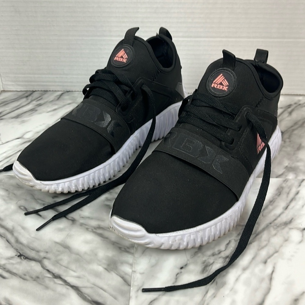 RBX Women’s Maeve training shoe black/ conch shell. Size 7.5